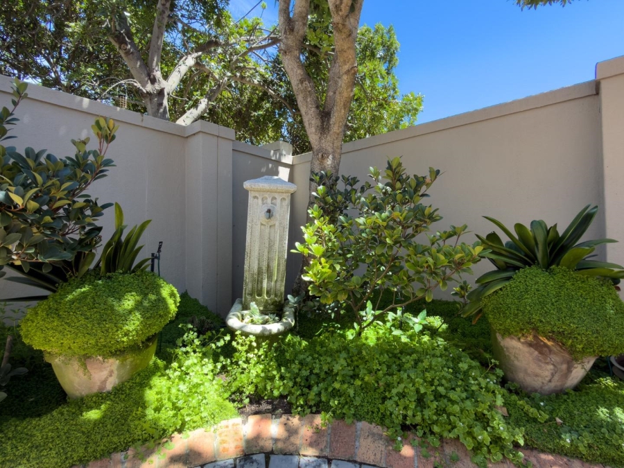 4 Bedroom Property for Sale in Sunset Beach Western Cape